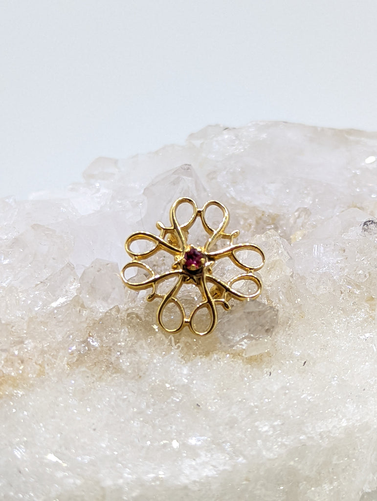 Vintage 10K Yellow Gold Garnet Pin
