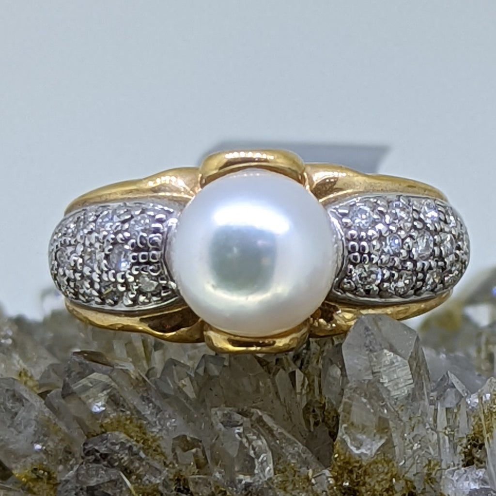 14K Yellow Gold Pearl Ring