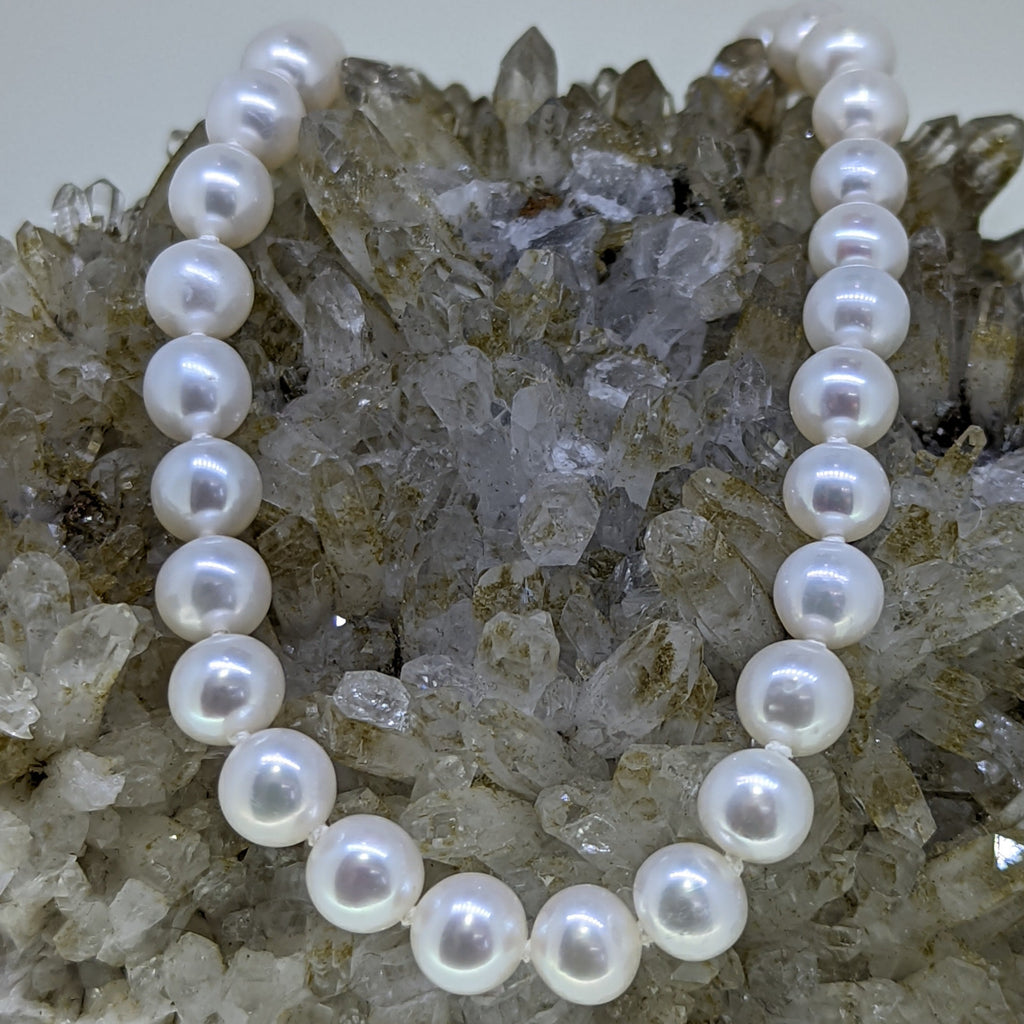 18' 14K White Gold Freshwater Pearl Necklace