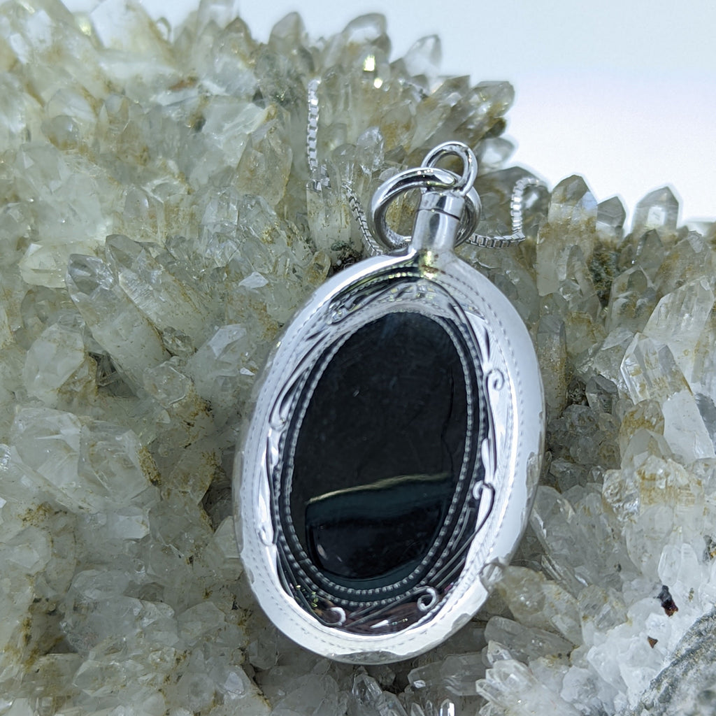 Remembrance Ash Oval Locket