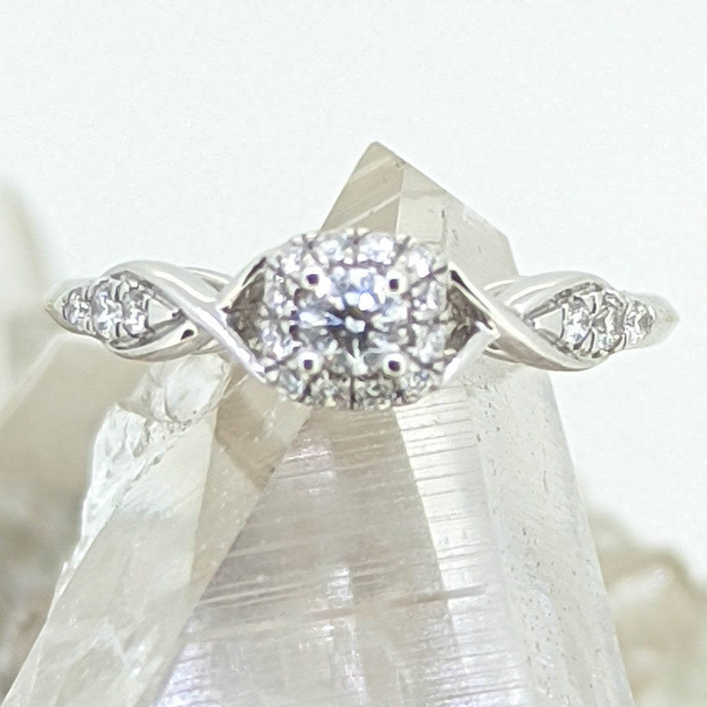 14K White Gold Diamond Engagement Ring (.25DTW)