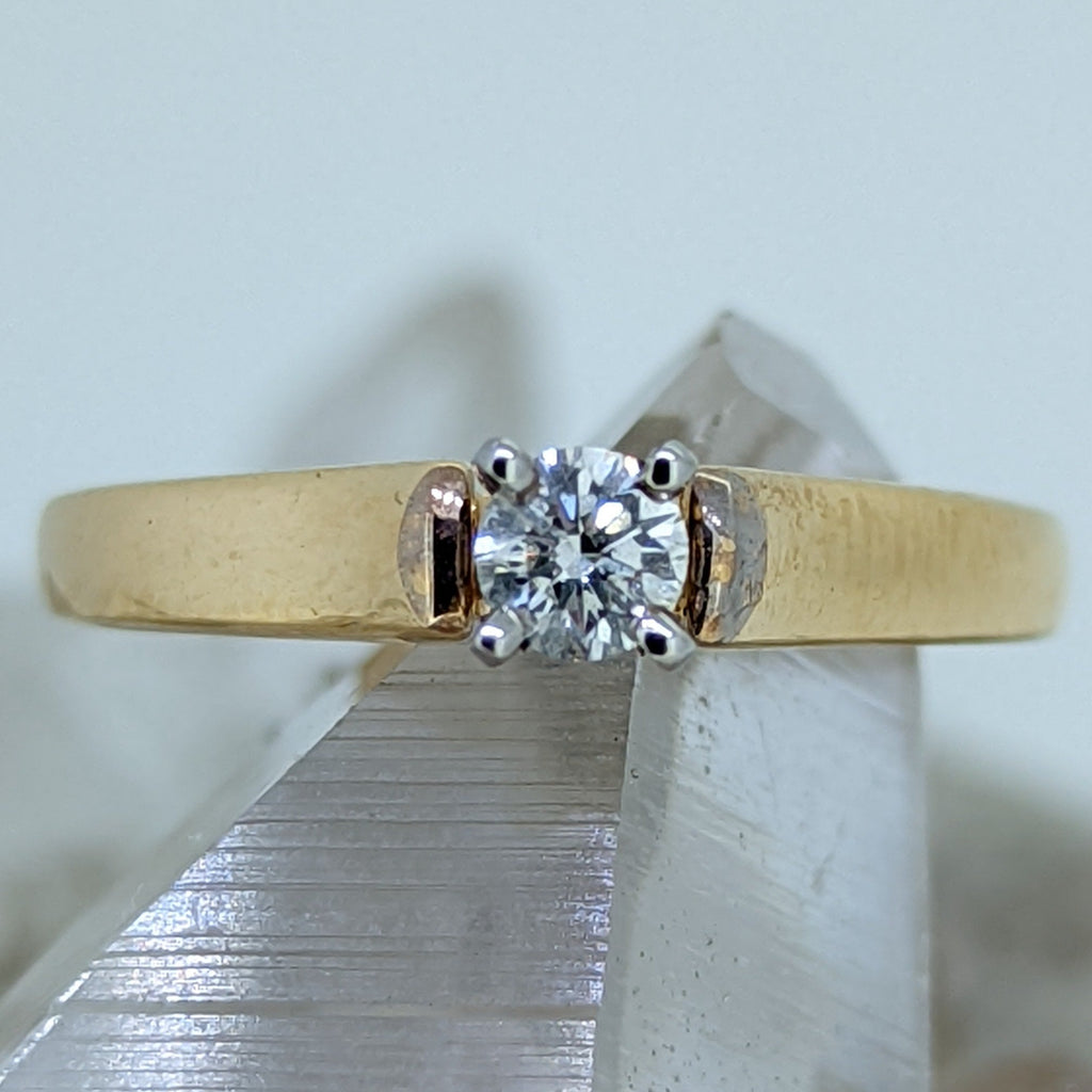 14K Yellow Gold Diamond Engagement Ring (.2CT Center Stone)