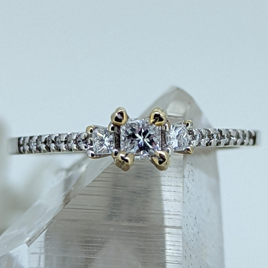 14K White Gold Diamond Engagement Ring (.21CT Center Stone)