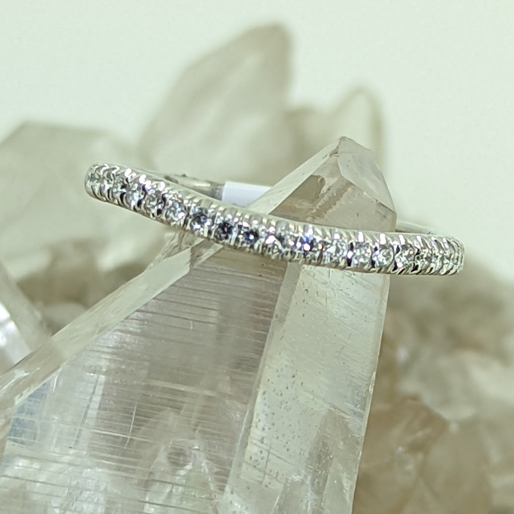 14K White Gold Diamond Wedding Band