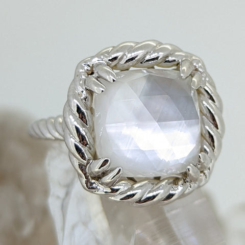 Sterling Silver Mother of Pearl Ring