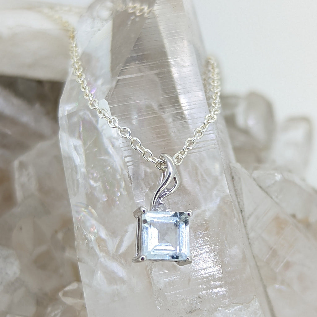 Sterling Silver Aquamarine Necklace