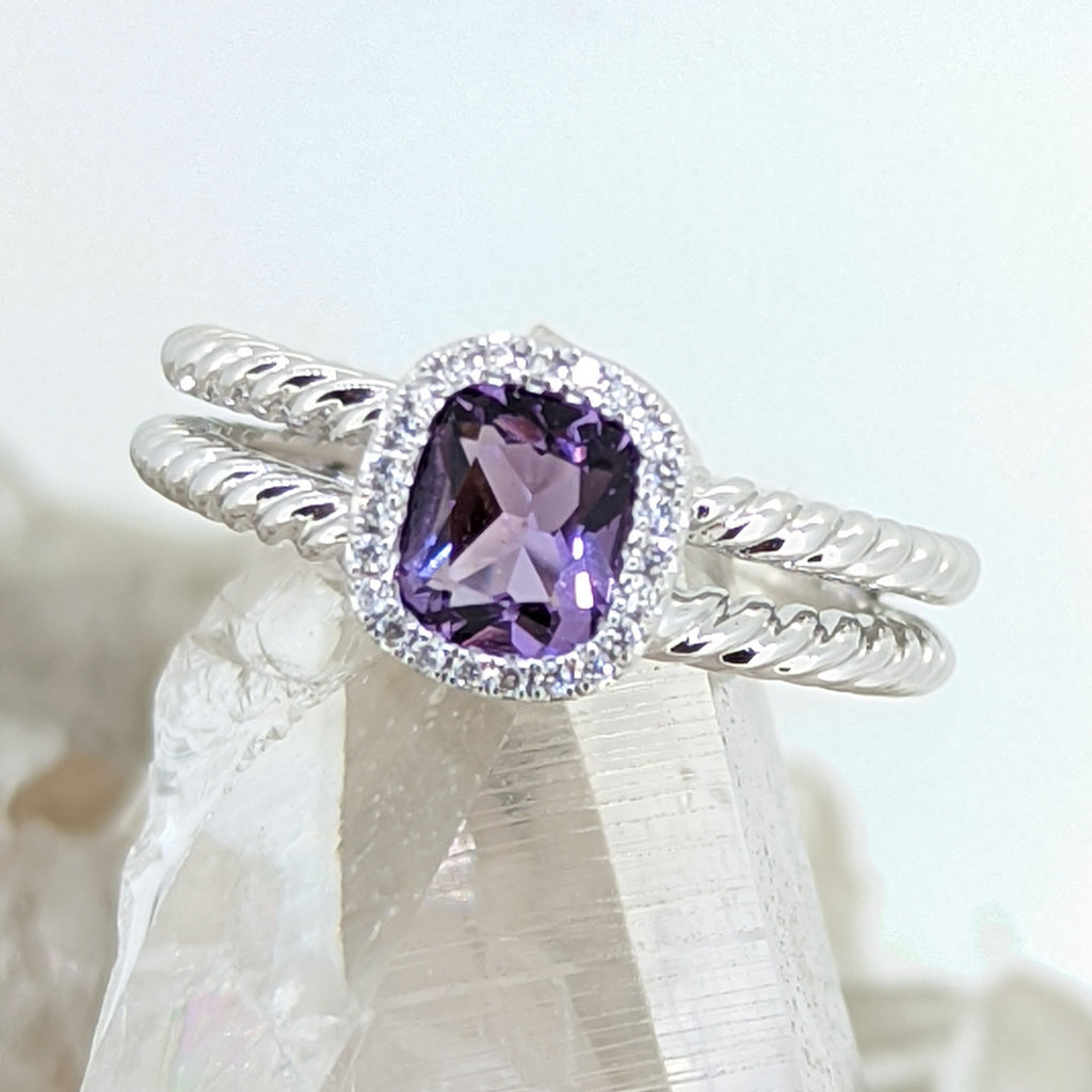 14K White Gold and Amethyst Ring