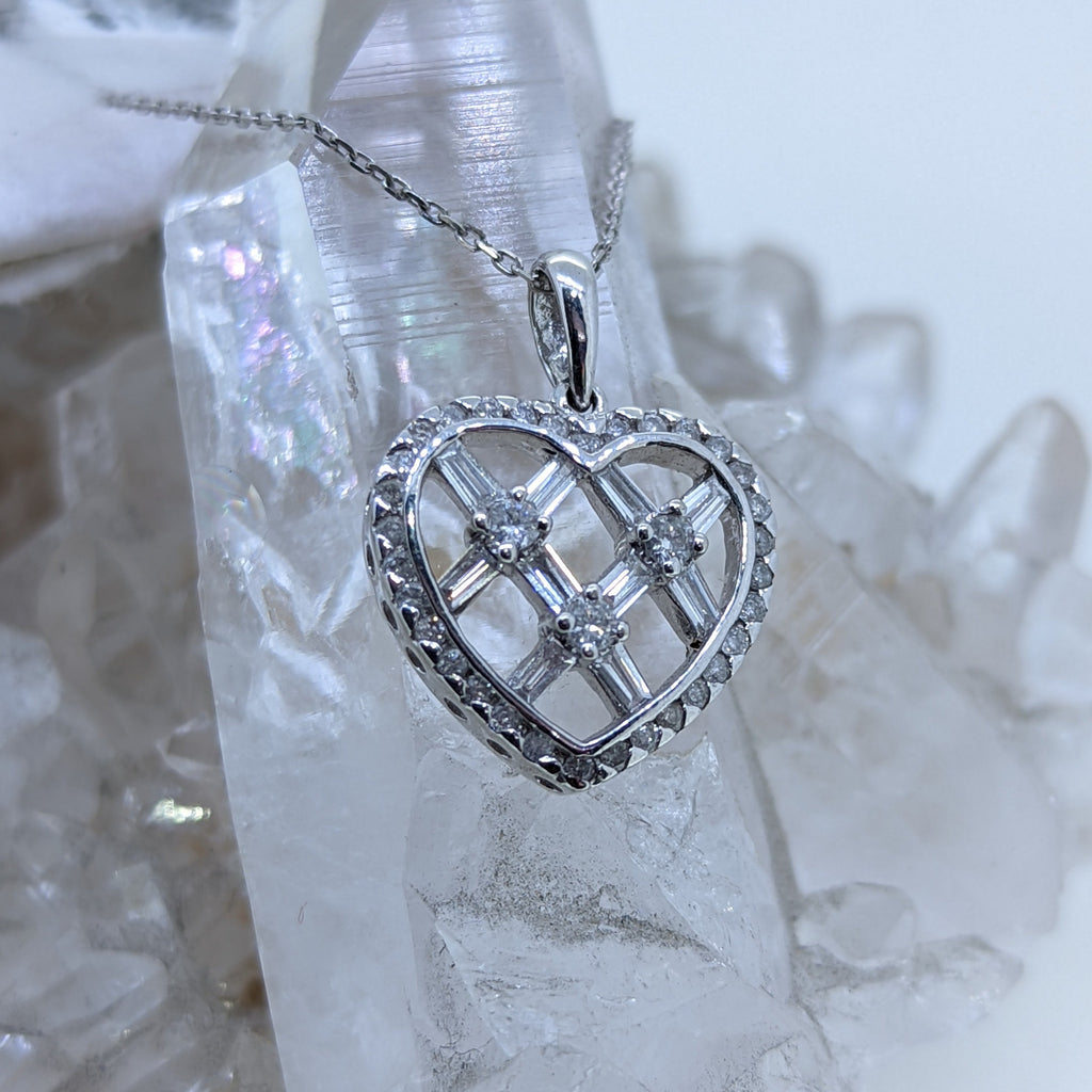 14K White Gold Diamond Heart Pendant