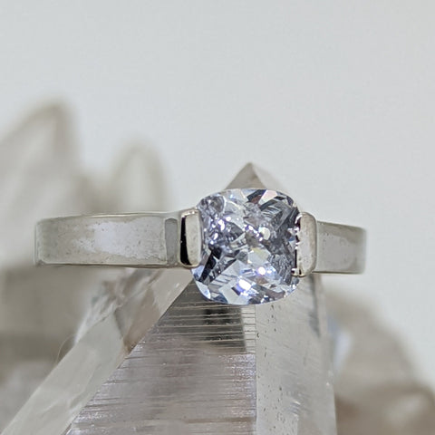 April Birthstone Ring (Diamond)