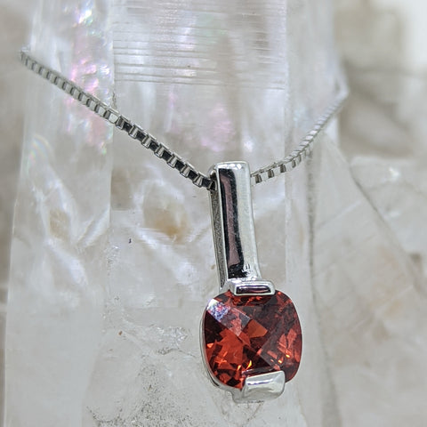 January Birthstone Necklace (Garnet)