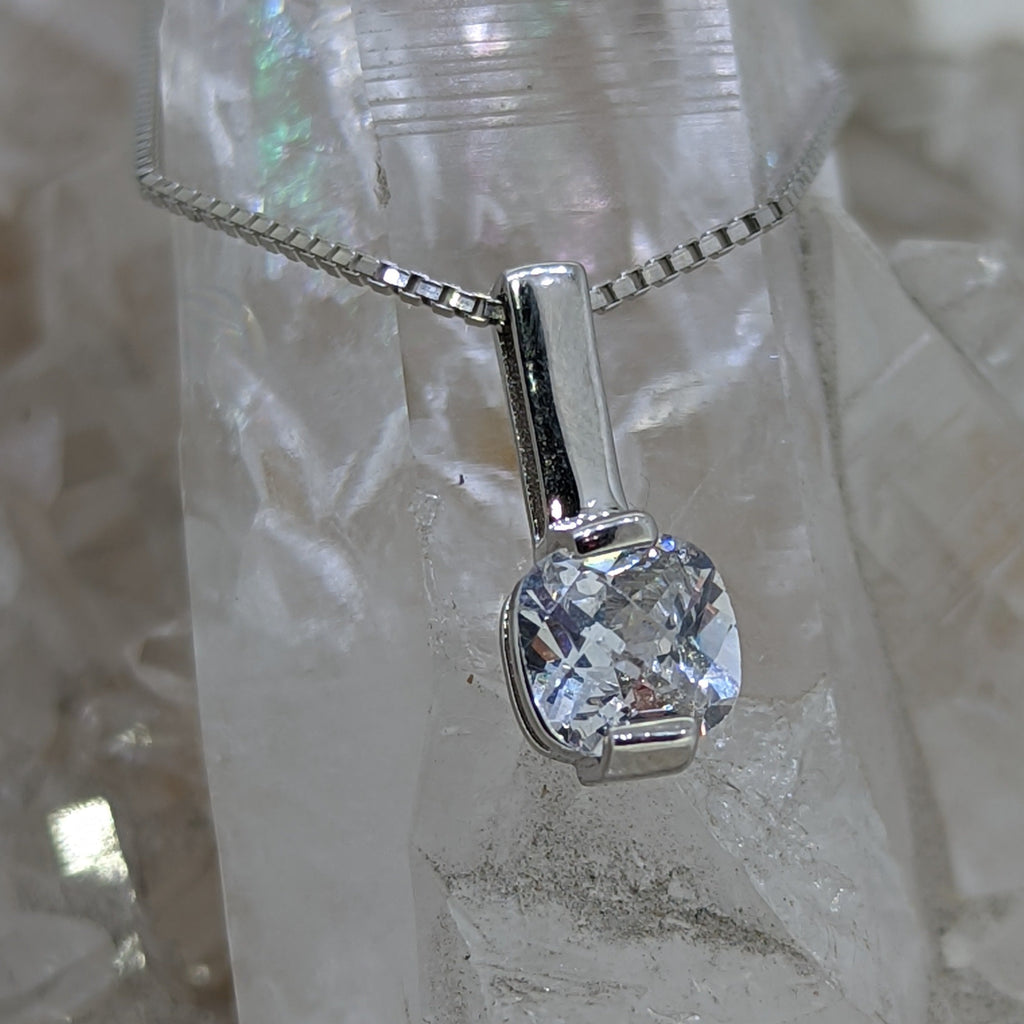 April Birthstone Necklace (Diamond)