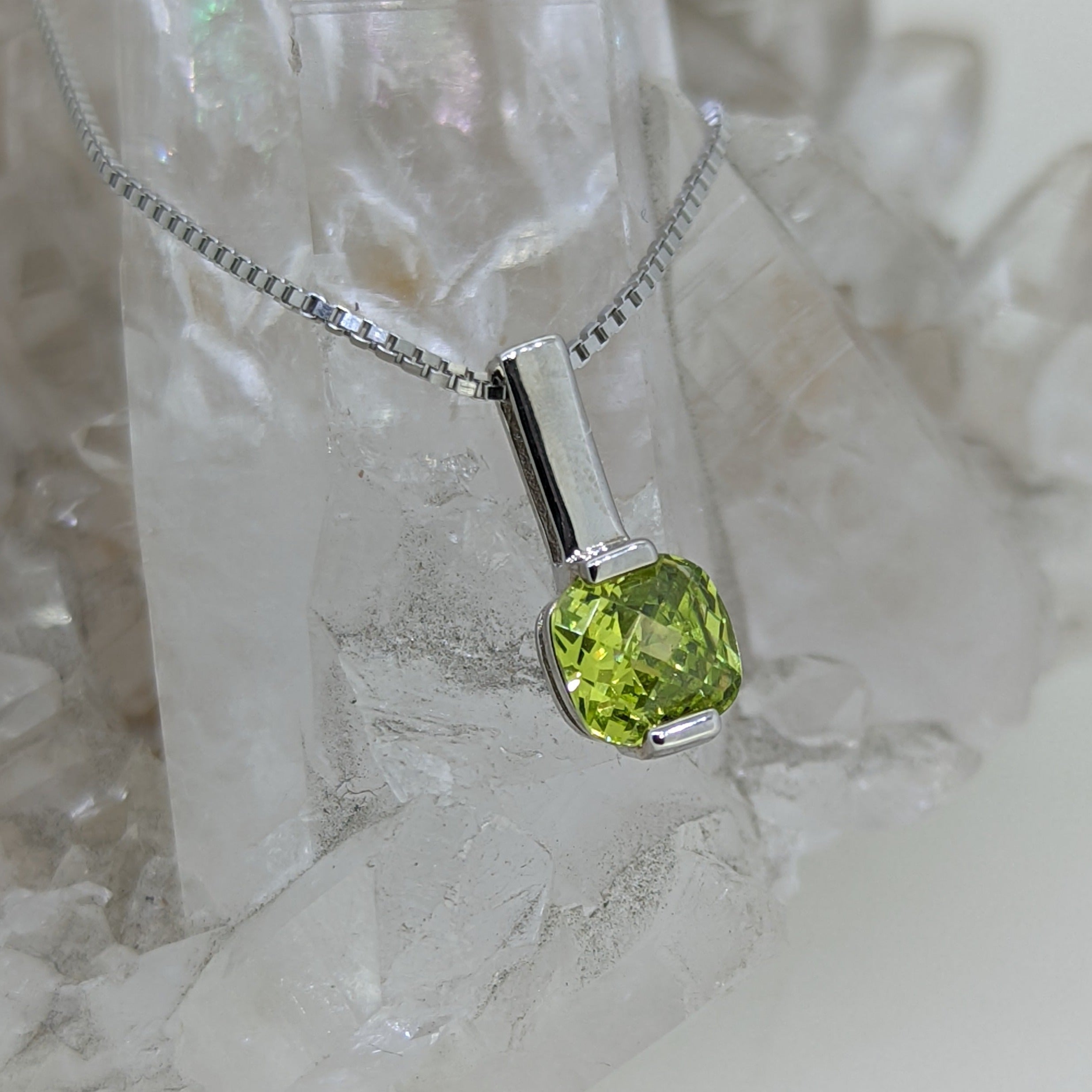 August Birthstone Necklace (Peridot) - Main Image