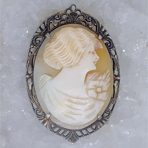 Vintage Cameo Pin